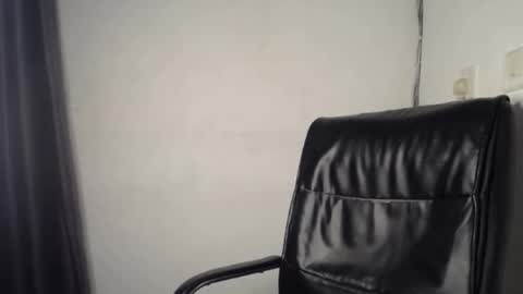 Zoey online show from November 21, 2025, 7:12 pm