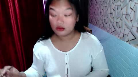 KATE online show from April 11, 2026, 1:59 pm