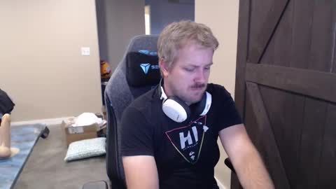 Snapshot of naughty_kinky1 chatting on October 10, 2025, 3:55 pm Naughty kinky1 online show from October 10, 2025, 3:55 pm