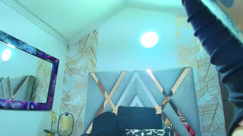 Kitten online show from March 16, 2026, 11:36 am