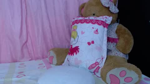 Snapshot of naughty_madisson chatting on February 15, 2025, 10:21 pm Madison online show from February 15, 2025, 10:21 pm