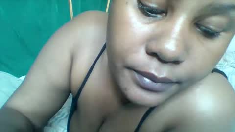 Snapshot of naughty_queen25 chatting on September 10, 2025, 6:19 pm queen online show from September 10, 2025, 6:19 pm