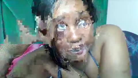 Snapshot of naughty_queen25 chatting on September 24, 2025, 7:06 pm queen online show from September 24, 2025, 7:06 pm