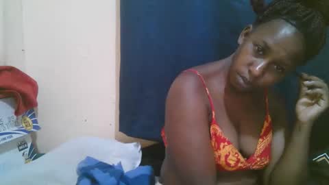 Snapshot of naughty_slender2 chatting on September 21, 2025, 12:01 am jn online show from September 21, 2025, 12:01 am