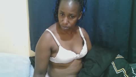 Snapshot of naughty_slender2 chatting on October 6, 2025, 11:13 pm jn online show from October 6, 2025, 11:13 pm