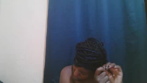 Snapshot of naughty_slender2 chatting on October 17, 2025, 6:10 pm jn online show from October 17, 2025, 6:10 pm