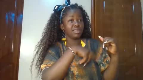 Snapshot of naughty_sluttygal chatting on September 14, 2025, 1:43 pm Lydiah online show from September 14, 2025, 1:43 pm
