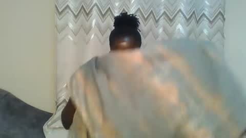 Snapshot of naughty_sluttygal chatting on September 19, 2025, 8:09 pm Lydiah online show from September 19, 2025, 8:09 pm