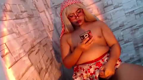 Snapshot of naughty_ursula21xxx chatting on January 23, 2025, 4:04 pm naughty_ursula21xxx online show from January 23, 2025, 4:04 pm