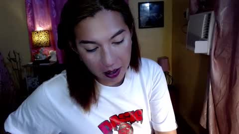 Snapshot of naughtyasiancummer chatting on March 3, 2025, 3:09 pm fujiko Be online show from March 3, 2025, 3:09 pm