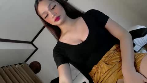 Snapshot of naughtybella_ chatting on January 18, 2026, 10:30 am bella online show from January 18, 2026, 10:30 am