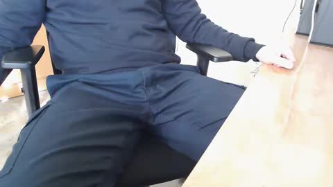 Alex online show from January 3, 2025, 2:19 pm