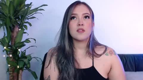 Snapshot of naughtycurvybbx chatting on December 30, 2024, 6:42 am LANAindependent model online show from December 30, 2024, 6:42 am