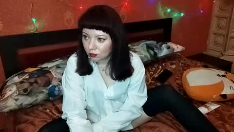 Snapshot of naughtyhousewifexx chatting on February 8, 2025, 3:31 pm housewife Eva online show from February 8, 2025, 3:31 pm