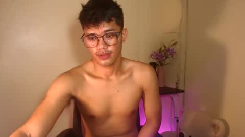 Snapshot of naughtyjosh_ chatting on October 24, 2025, 7:16 am Josh online show from October 24, 2025, 7:16 am