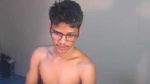 Snapshot of naughtyjosh_ chatting on February 3, 2026, 11:32 pm Josh online show from February 3, 2026, 11:32 pm