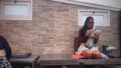 ANDREA STEPH  MIKE online show from November 7, 2025, 10:04 am