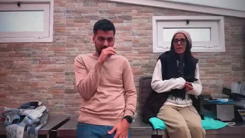 ANDREA STEPH  MIKE online show from November 21, 2025, 10:47 am