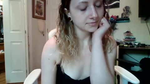 Maeve online show from September 15, 2025, 10:32 pm