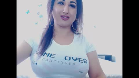 Snapshot of naughtymaya4you chatting on September 17, 2025, 10:06 am naughtymaya4you online show from September 17, 2025, 10:06 am