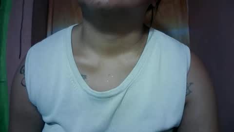 naughtymom_33 online show from November 21, 2025, 9:19 am