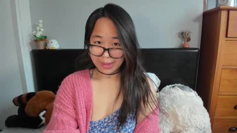 Snapshot of naughtynerdygirl chatting on February 19, 2026, 11:06 am Gigi Chu online show from February 19, 2026, 11:06 am