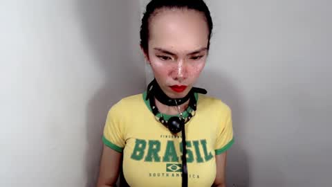 naughtypetiteangel online show from November 19, 2025, 8:58 am