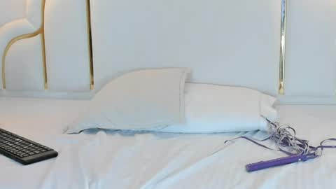 naughtyrose vc online show from March 27, 2026, 1:22 pm