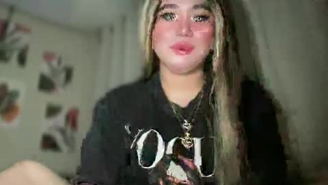 Snapshot of naughtyrosecum chatting on December 21, 2024, 5:14 am Rose Wilson online show from December 21, 2024, 5:14 am