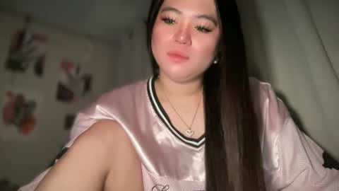 Snapshot of naughtyrosecum chatting on December 24, 2024, 1:49 am Rose Wilson online show from December 24, 2024, 1:49 am