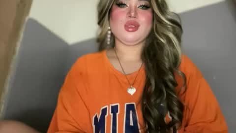 Snapshot of naughtyrosecum chatting on October 11, 2025, 1:53 pm Rose Wilson online show from October 11, 2025, 1:53 pm