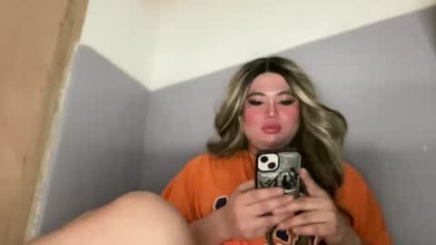 Snapshot of naughtyrosecum chatting on November 5, 2025, 5:02 pm Rose Wilson online show from November 5, 2025, 5:02 pm