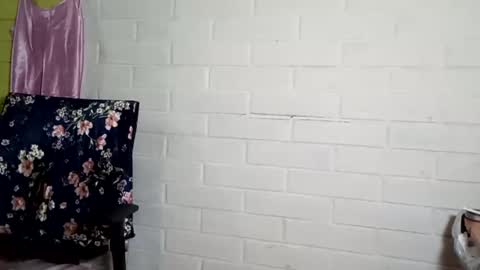 Snapshot of naughtyuki chatting on December 7, 2024, 10:17 pm Naughty Uki online show from December 7, 2024, 10:17 pm