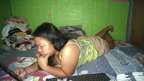 Snapshot of naughtyvina4u chatting on March 3, 2025, 7:06 pm VI NA online show from March 3, 2025, 7:06 pm