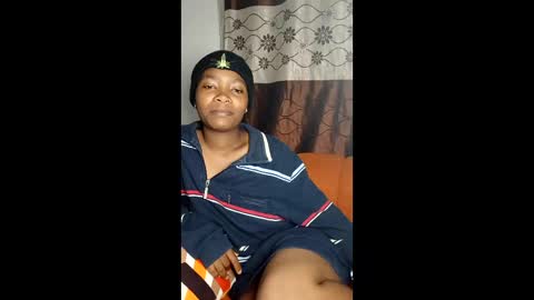 naugtlycamillah online show from April 19, 2026, 9:39 pm