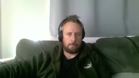 nawtydom1977 online show from October 29, 2025, 3:03 pm