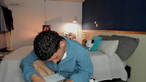 Natan online show from April 18, 2026, 6:06 am