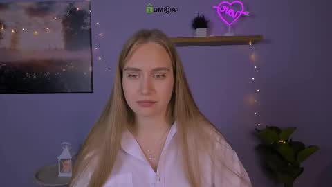 naya_dream online show from December 18, 2025, 9:37 am