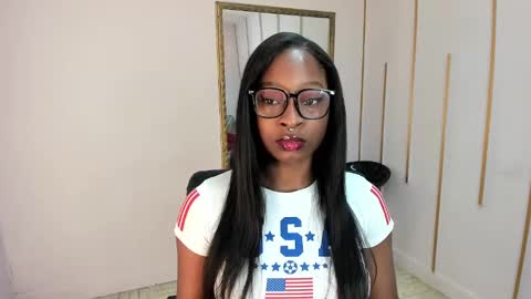 Nayaris 3 online show from September 13, 2025, 11:43 am