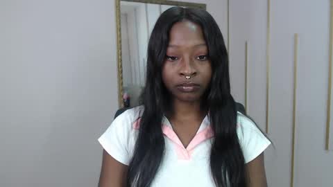 Snapshot of nayariskaya chatting on April 8, 2026, 3:56 pm Nayaris 3 online show from April 8, 2026, 3:56 pm