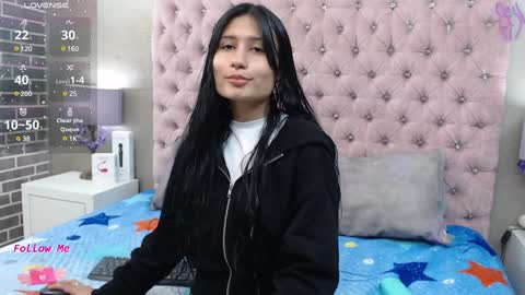Snapshot of nayecloud chatting on December 30, 2024, 7:21 pm Naye online show from December 30, 2024, 7:21 pm