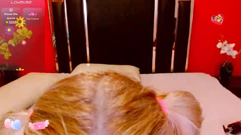 Snapshot of nayla_garner chatting on February 25, 2025, 9:24 pm Lady Nayla online show from February 25, 2025, 9:24 pm