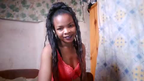 Snapshot of naylah313 chatting on June 20, 2026, 7:33 am Nayla online show from June 20, 2026, 7:33 am