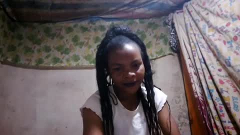 Snapshot of naylah313 chatting on July 9, 2026, 6:39 am Nayla online show from July 9, 2026, 6:39 am
