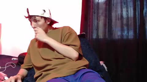 Im Nayton online show from November 26, 2025, 11:22 am