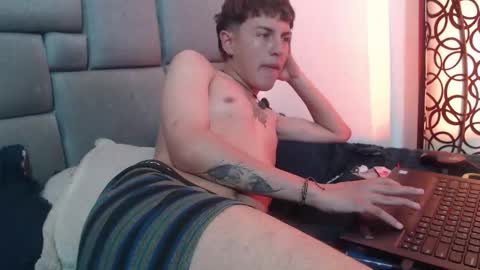 Im Nayton online show from January 5, 2026, 5:27 pm