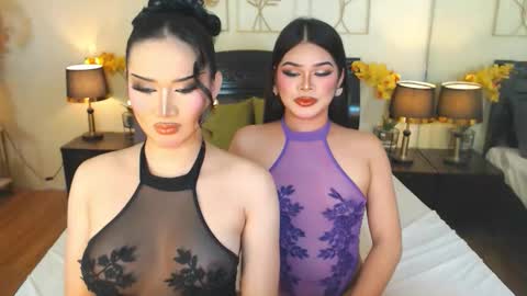 Snapshot of nayumi_edwards chatting on November 16, 2025, 5:07 pm F R A N Z I A online show from November 16, 2025, 5:07 pm