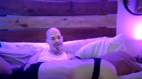 NC Bald And Beautiful online show from December 2, 2025, 9:03 am