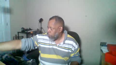 Terry online show from October 4, 2025, 9:51 am