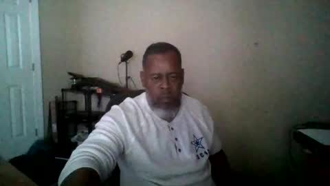 Terry online show from October 5, 2025, 10:07 pm